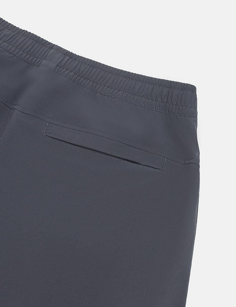 Quần short gió cạp chun can bên sườn