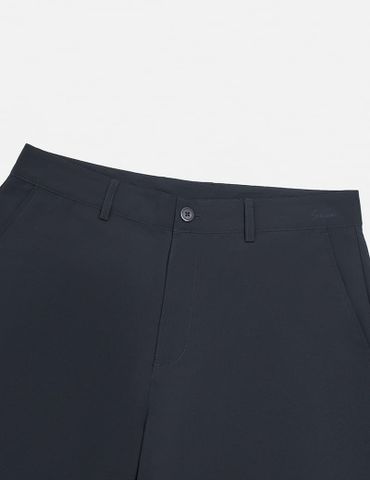 Quần short gió cạp âu nắp túi hai bên thân sau