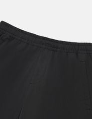 Quần short gió nam cạp chun in gấu trái