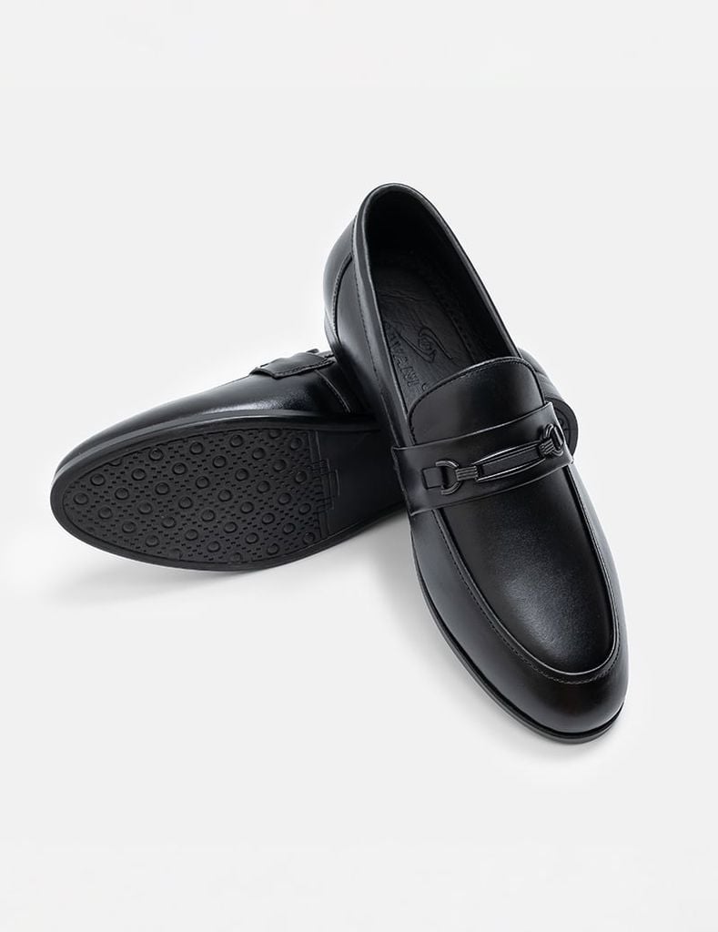 Giày loafer nam vân trơn bóng
