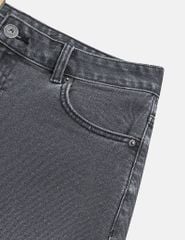 Quần short jean nam mác kim loại túi