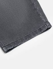 Quần short jean nam mác kim loại túi