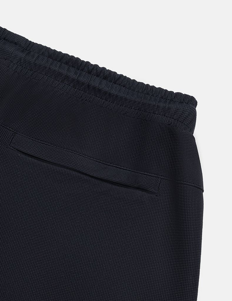 Quần short nam dệt kim phối 2 bên sườn