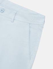 Quần short khaki nam cạp thường sườn cạp thêu chữ