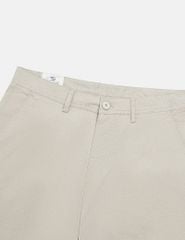 Quần short khaki nam cạp thường sườn cạp thêu chữ