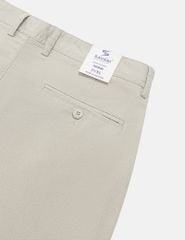 Quần short khaki nam cạp thường sườn cạp thêu chữ