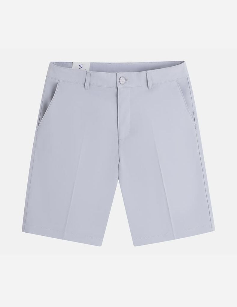 Quần short khaki nam túi chéo logo kim loại túi sau