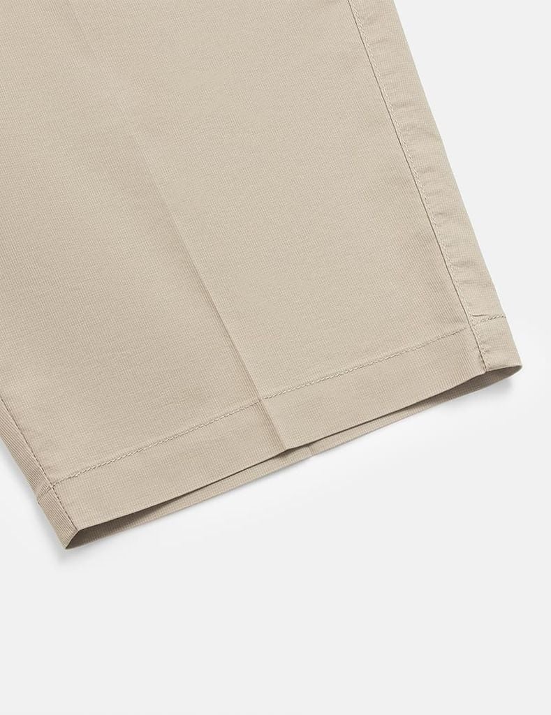 Quần short khaki nam