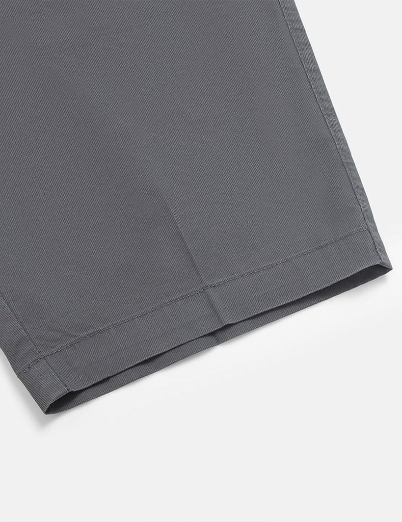 Quần short khaki nam