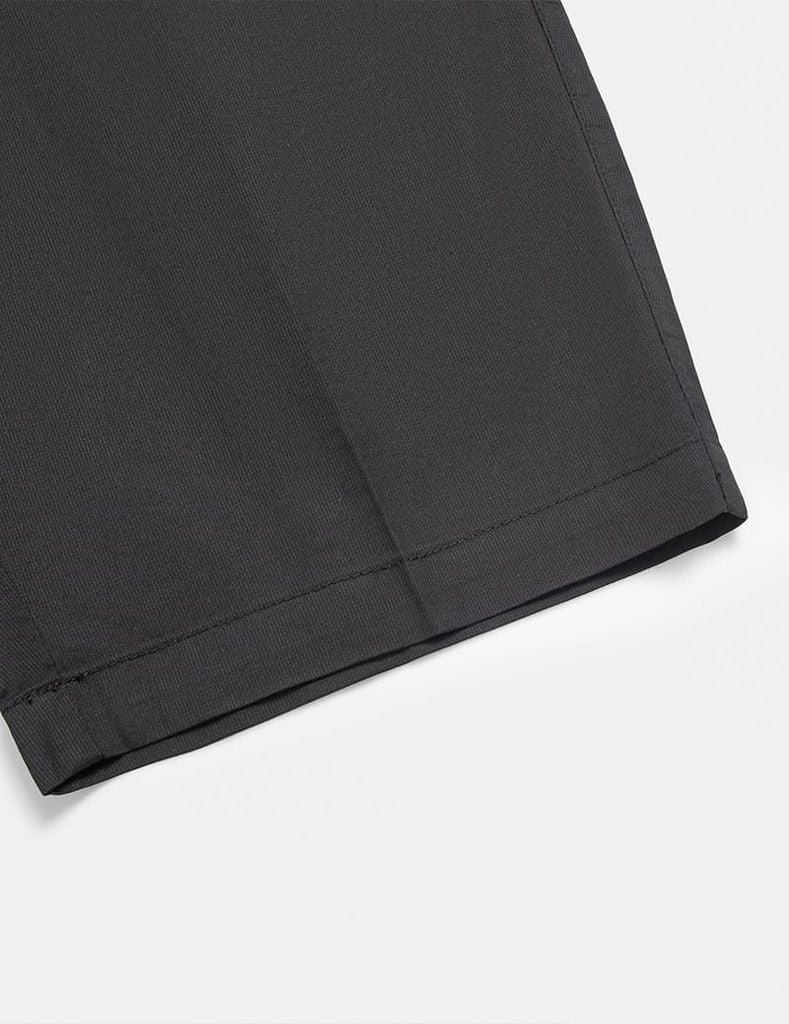 Quần short khaki nam