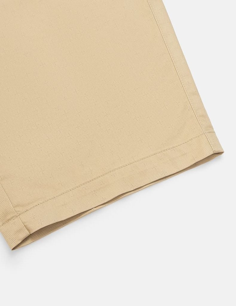 Quần short khaki nam cạp thường họa tiết dấu cộng