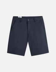 Quần short khaki nam mác da trang trí túi sau