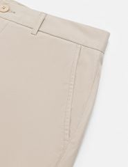 Quần short khaki nam cạp tăng đơ
