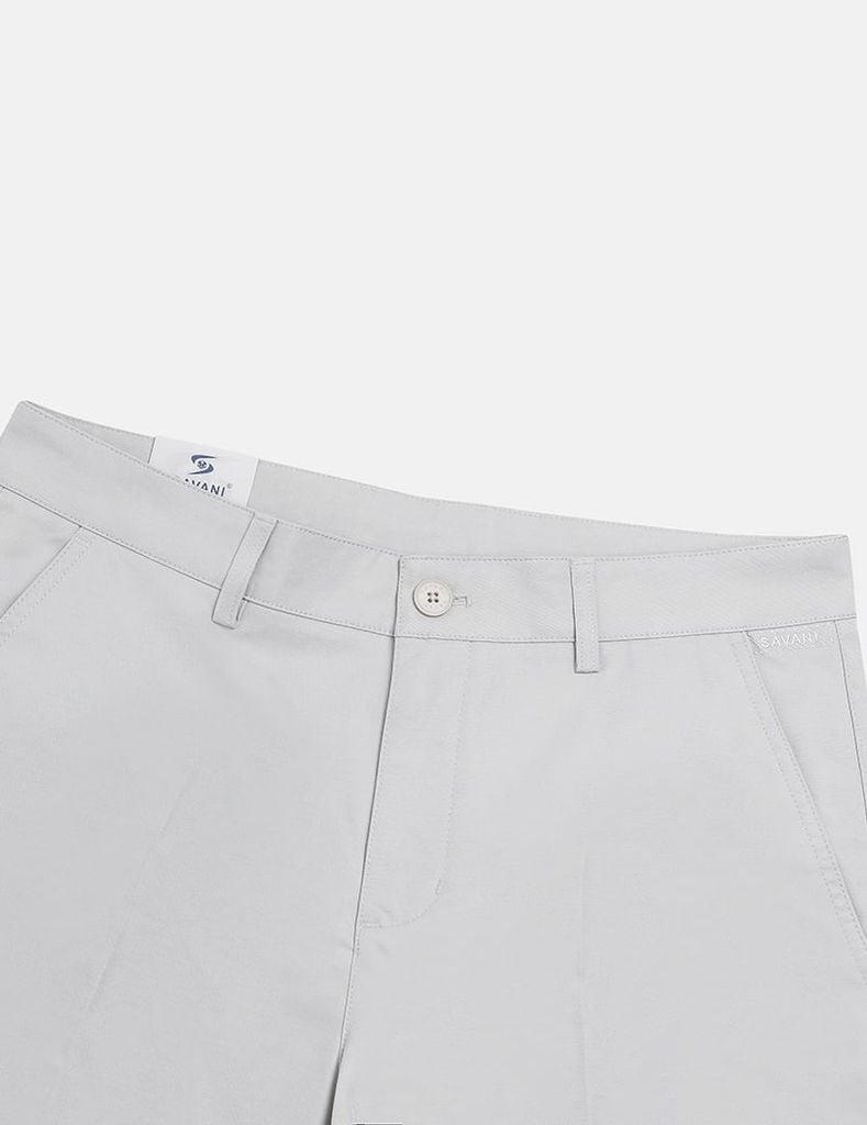 Quần short nam khaki phối thêu miệng túi