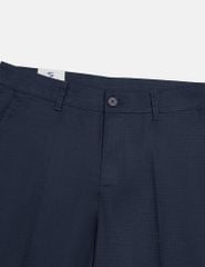 Quần short khaki nam in tràn họa tiết chìm