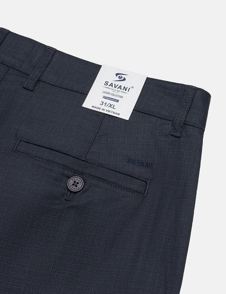 Quần short khaki nam in tràn họa tiết chìm