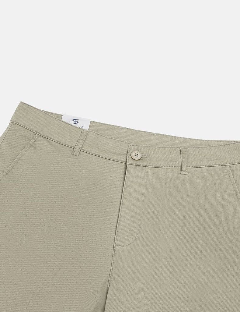 Quần short khaki nam in tràn họa tiết chìm