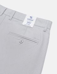 Quần short nam khaki cạp âu thêu logo túi sau