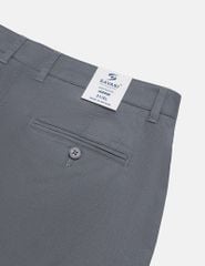 Quần short nam khaki cạp âu thêu logo túi sau