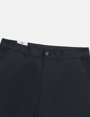 Quần short nam khaki cạp âu thêu logo túi sau
