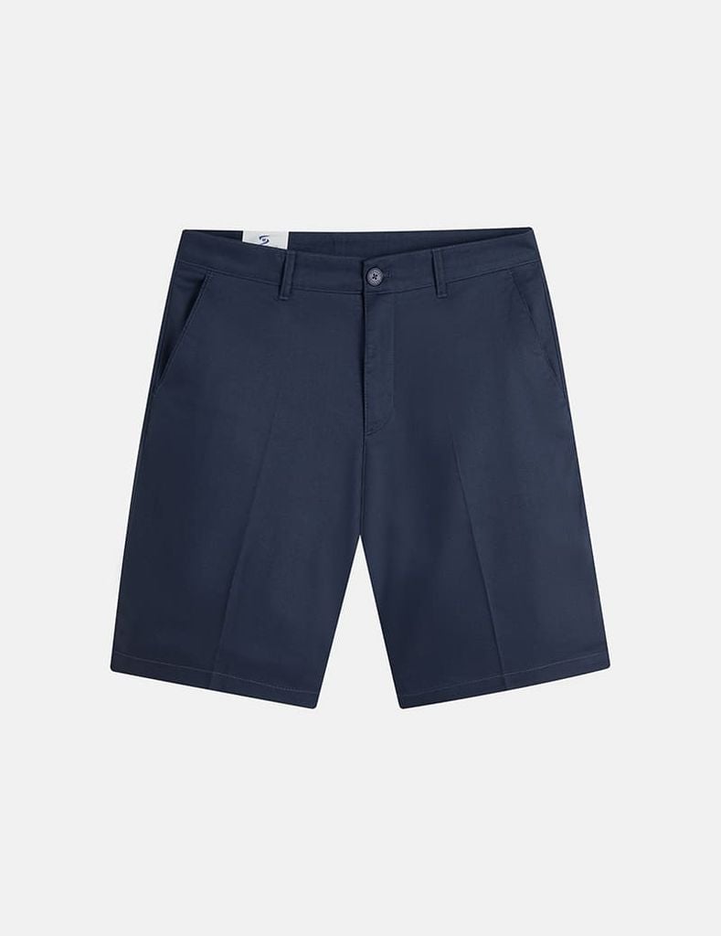 Quần short nam khaki cạp âu thêu logo túi sau