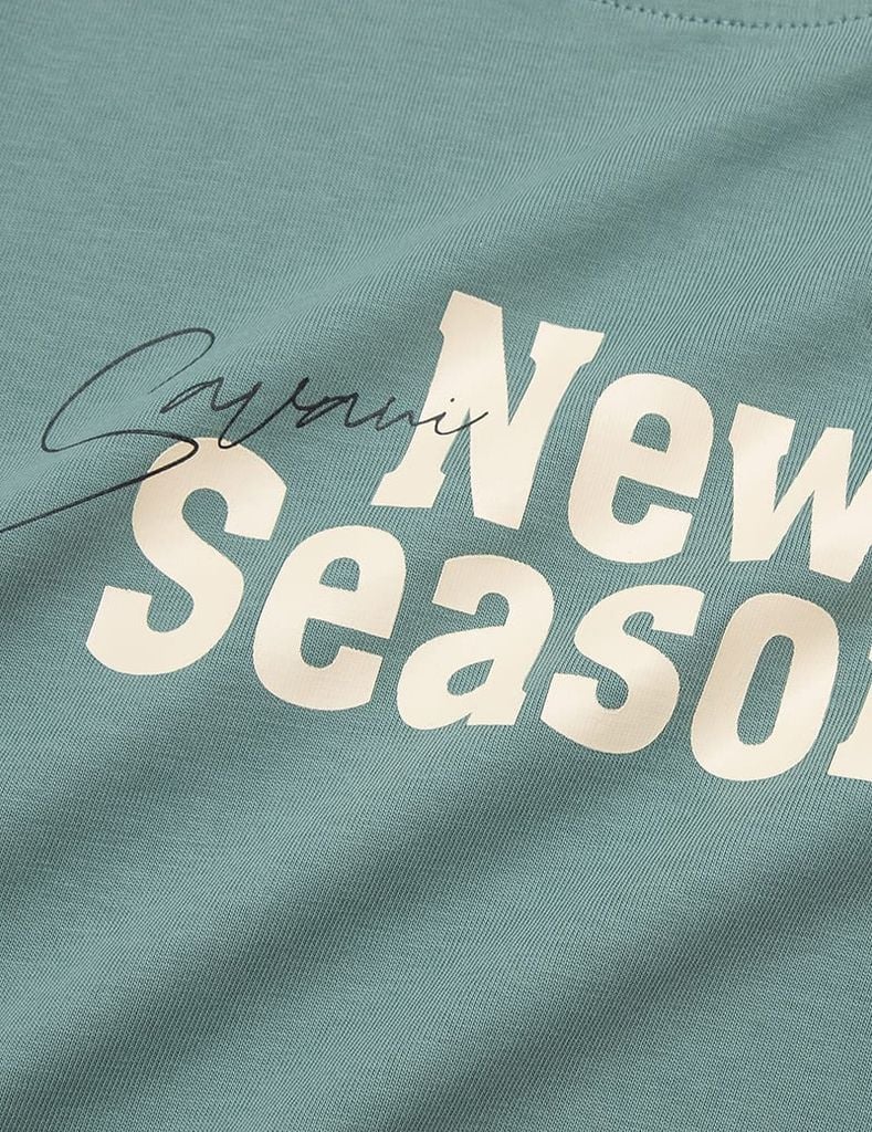 Áo thun ngắn tay cổ tròn nam hình in trước ngực