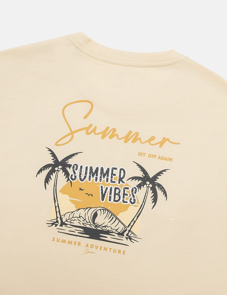 Áo thun ngắn tay cổ tròn nam hình in trước ngực dáng suông rộng