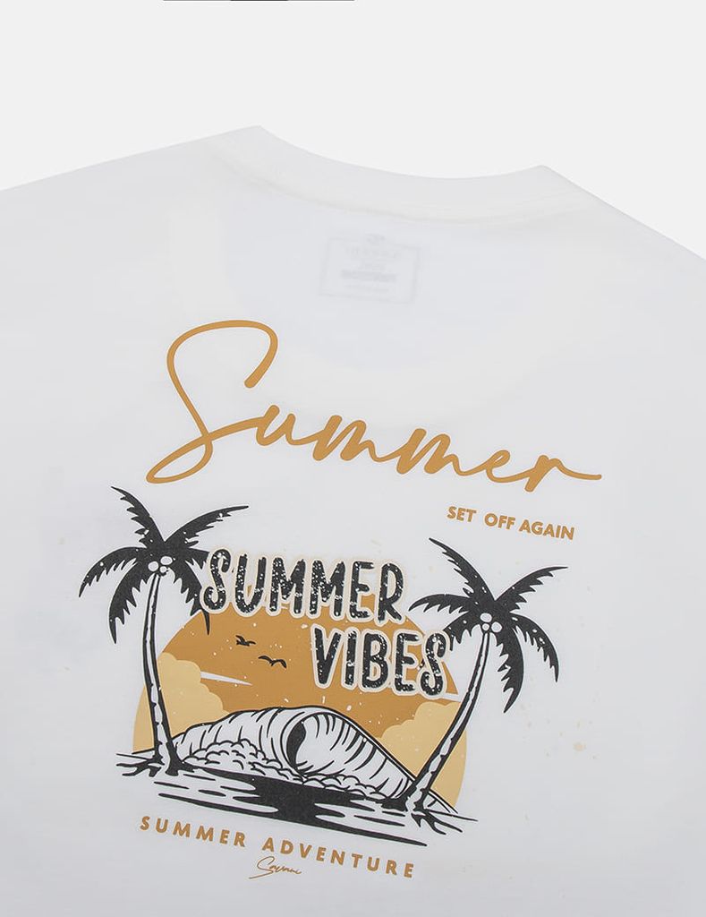 Áo thun ngắn tay cổ tròn nam hình in trước ngực dáng suông rộng