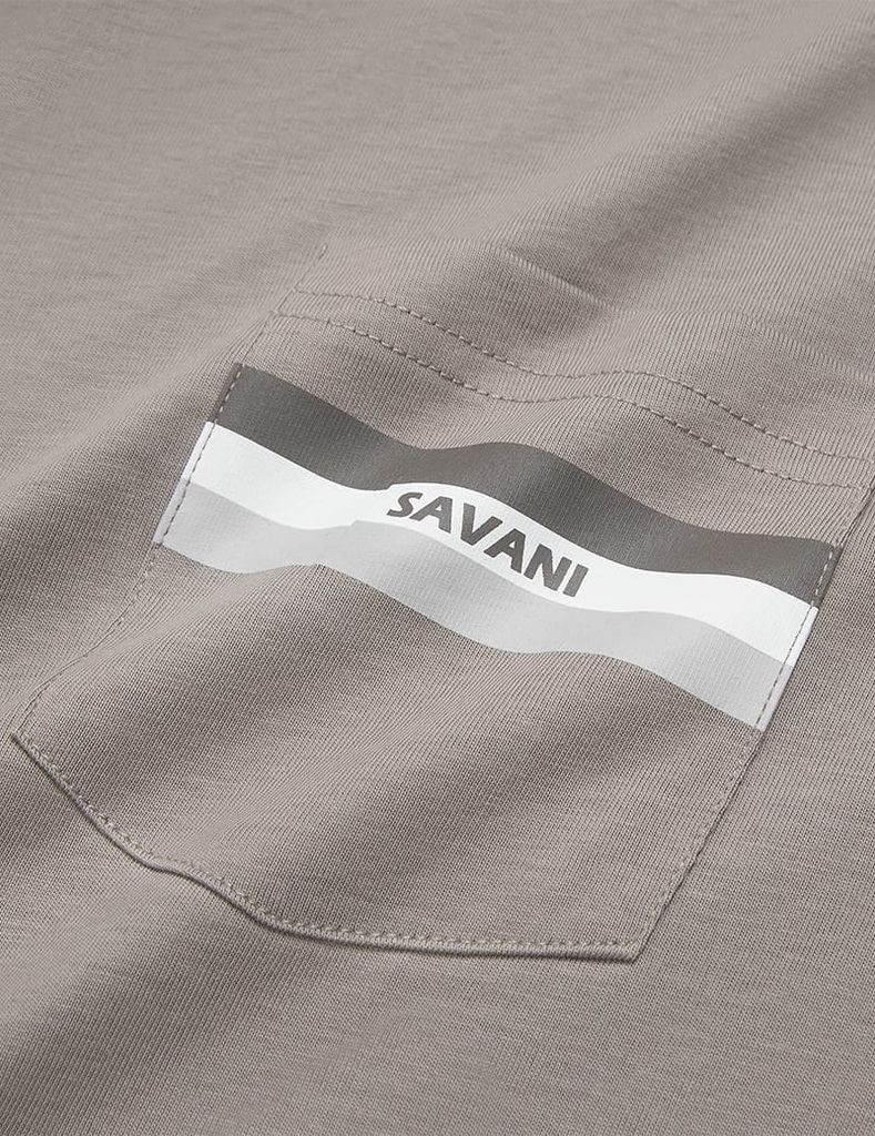 Áo thun ngắn tay cổ tròn nam in cao su túi ngực