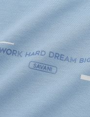 Áo t-shirt nam cổ bo vải rib in cao su giữa ngực