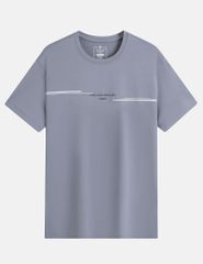 Áo t-shirt nam cổ bo vải rib in cao su giữa ngực