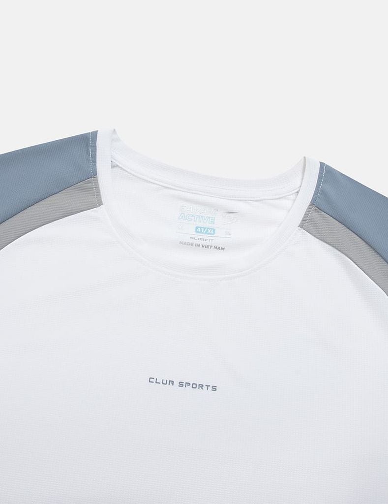 Áo t-shirt ngắn tay cổ tròn hình in trước ngực