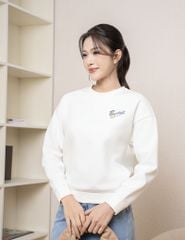 Áo nỉ cổ tròn nữ hình in trước ngực dáng suông rộng