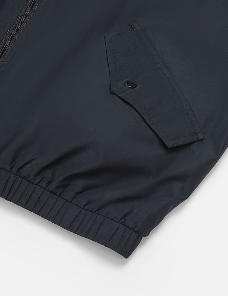 Áo gió nữ có mũ hình in trước ngực