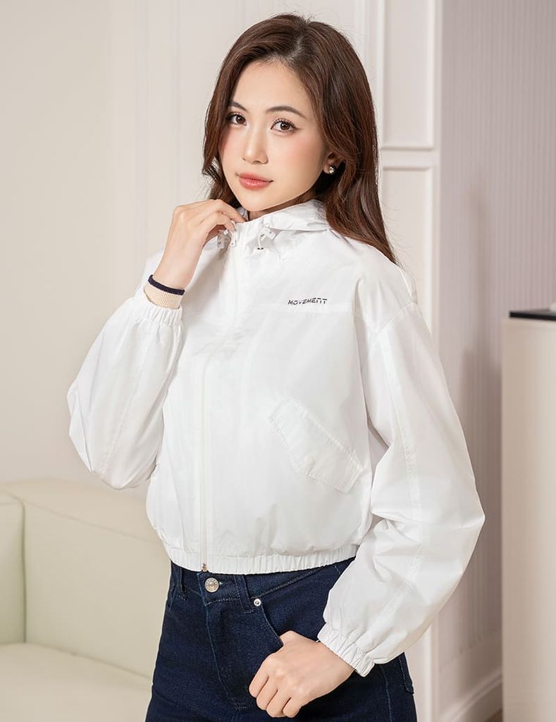 Áo gió nữ có mũ hình in trước ngực