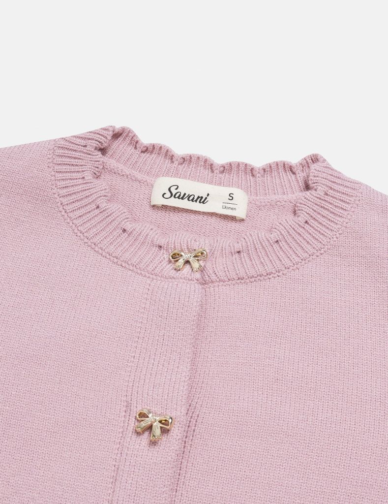 Áo len nữ cổ tròn khuy nơ kim loại