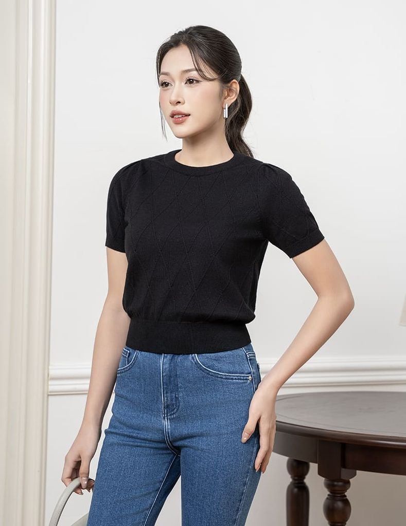 Áo len cổ tròn nữ cộc tay