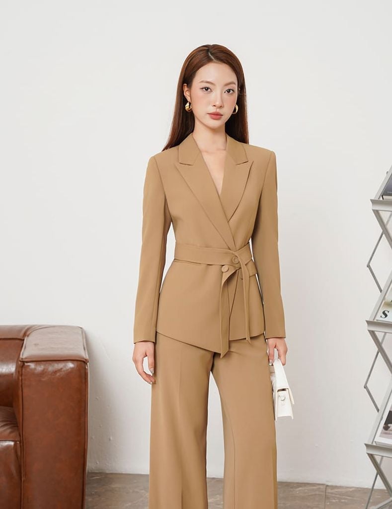 Bộ vest nữ dài tay đai rời