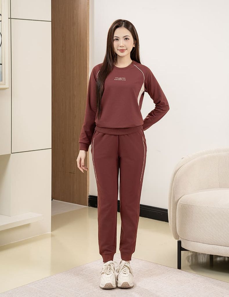 Bộ nỉ cổ tròn nữ hình in trước ngực