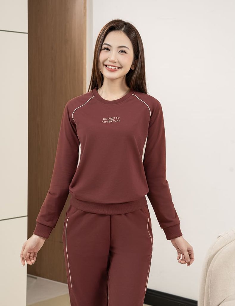 Bộ nỉ cổ tròn nữ hình in trước ngực