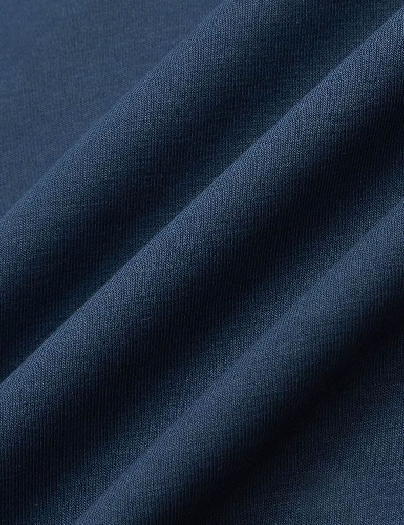 Bộ nỉ cổ tròn nữ hình in trước ngực