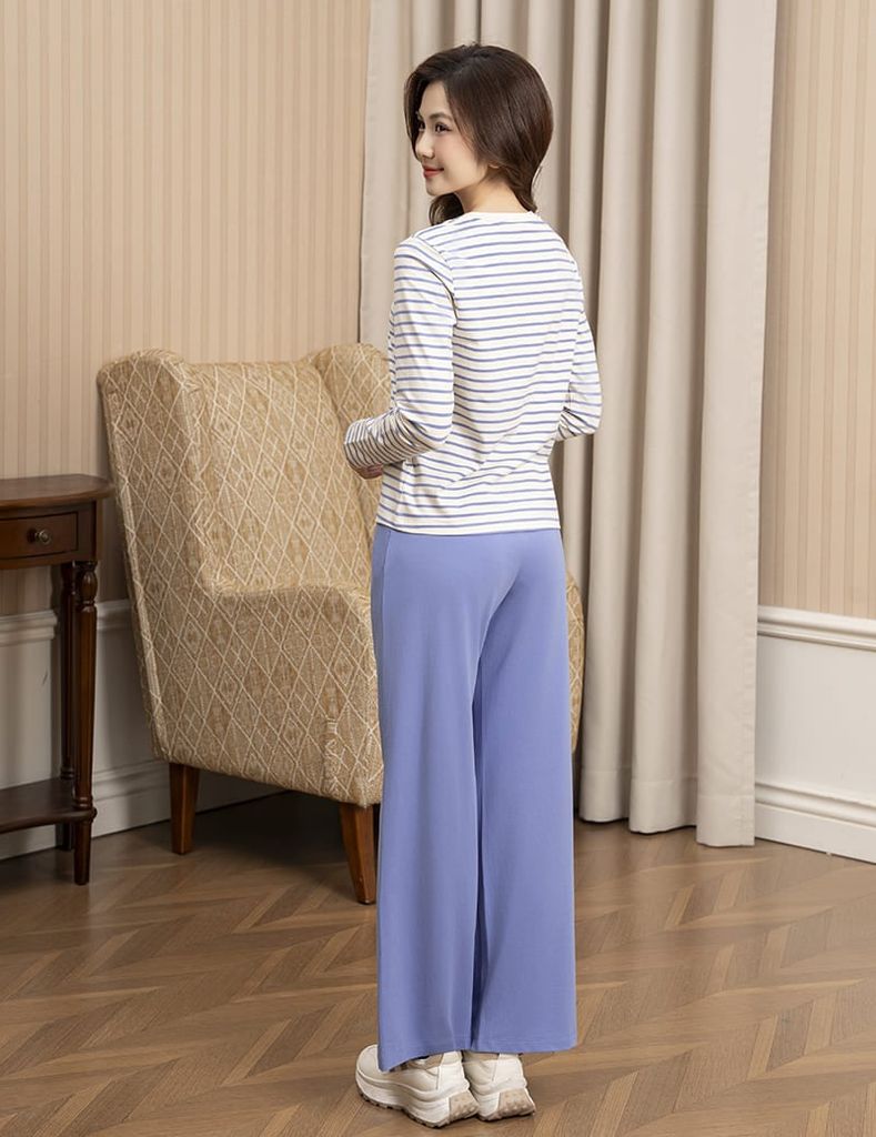 Bộ đồ cotton nữ hình in trước ngực