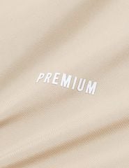 Bộ gió nữ có mũ hình in trước ngực