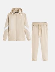 Bộ gió nữ có mũ hình in trước ngực