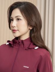 Bộ gió nữ có mũ hình in trước ngực