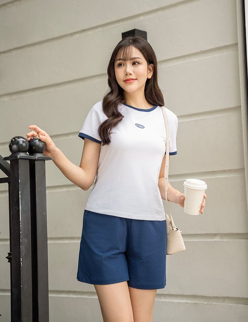 Bộ đồ hè quần đùi nữ hình in trước ngực