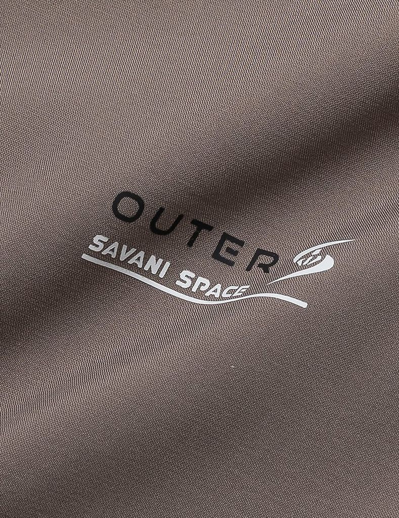 Áo gió có mũ nữ ngực in logo phối 2 bên sườn