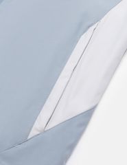 Áo gió có mũ nữ ngực in logo phối 2 bên sườn