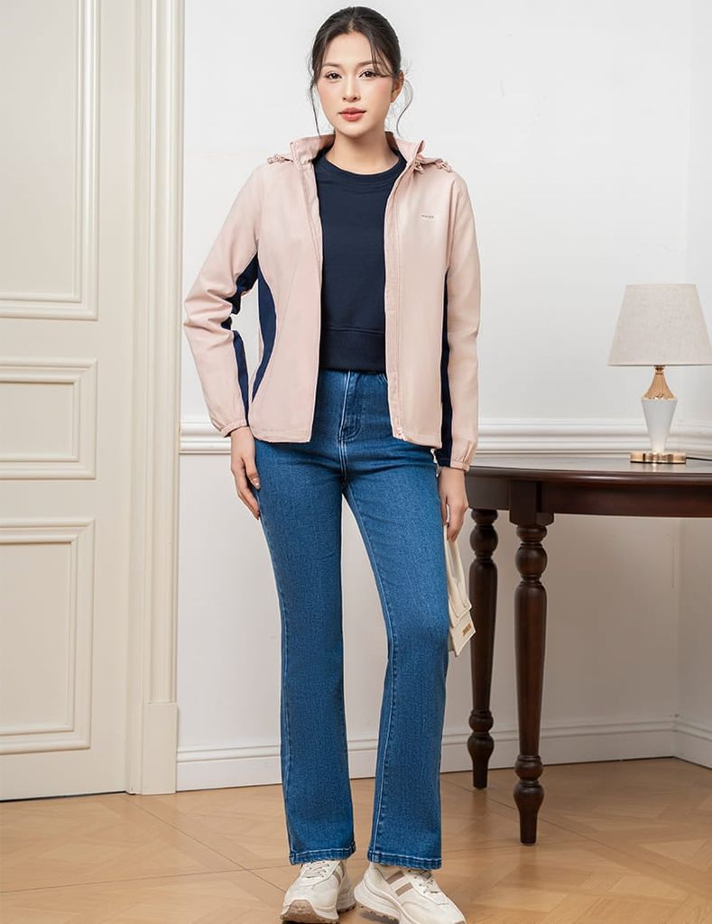 Áo gió có mũ nữ ngực in logo phối 2 bên sườn