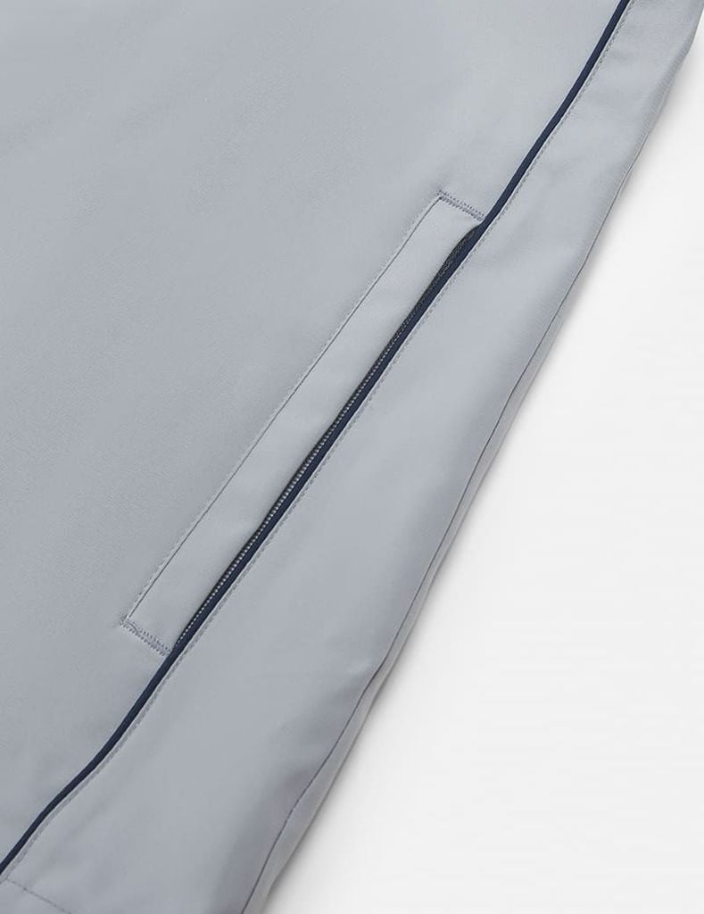 Áo khoác gió có mũ nữ hình in trước ngực